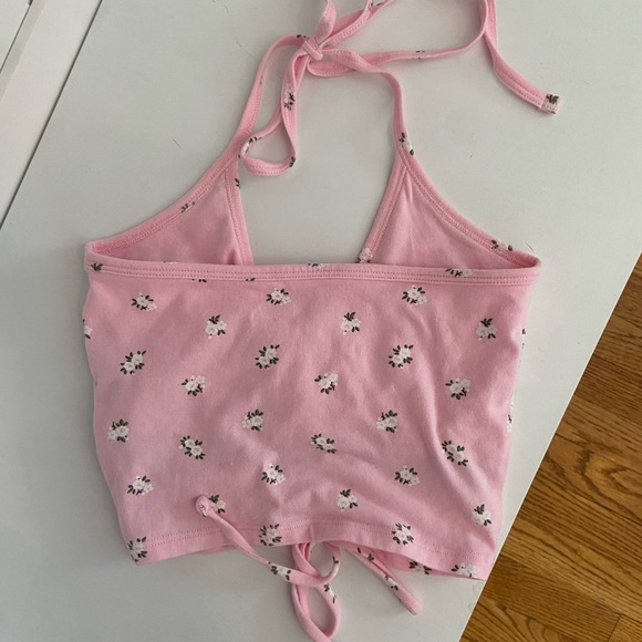 SOLD Baby Pink Hollister Must-Have Crop Halter, Size XS - Picture 6 of 6